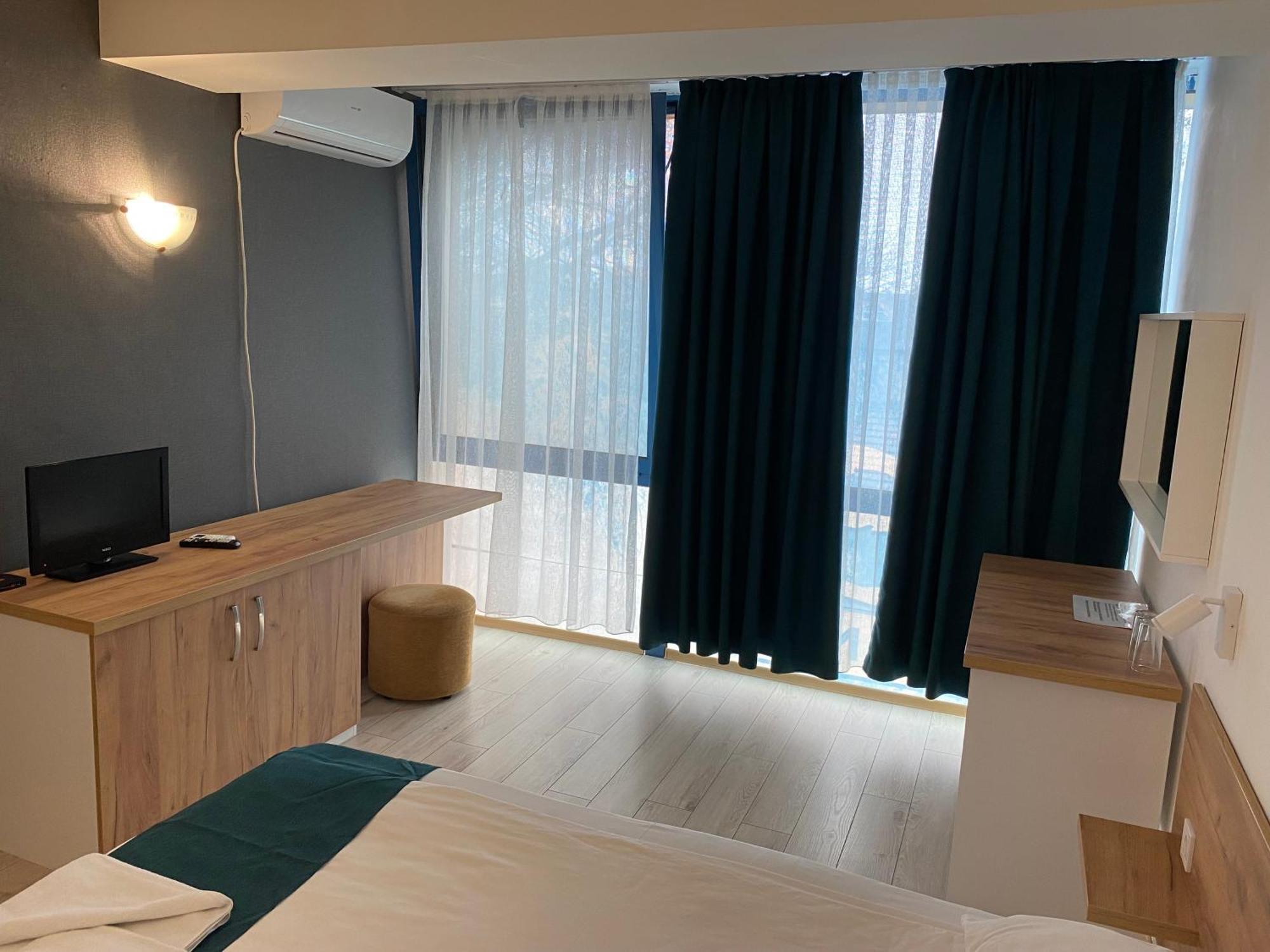 Hotel Fors Burgas Extérieur photo